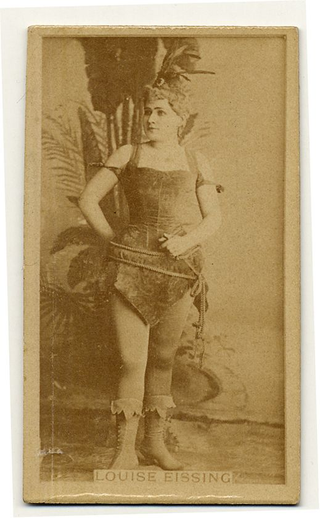 Illustration for article titled The First Ever Cosplay Photos, From the 1890s